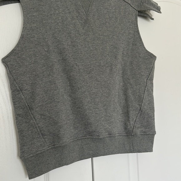 Cropped sleeve sweatshirt - Picture 2 of 6